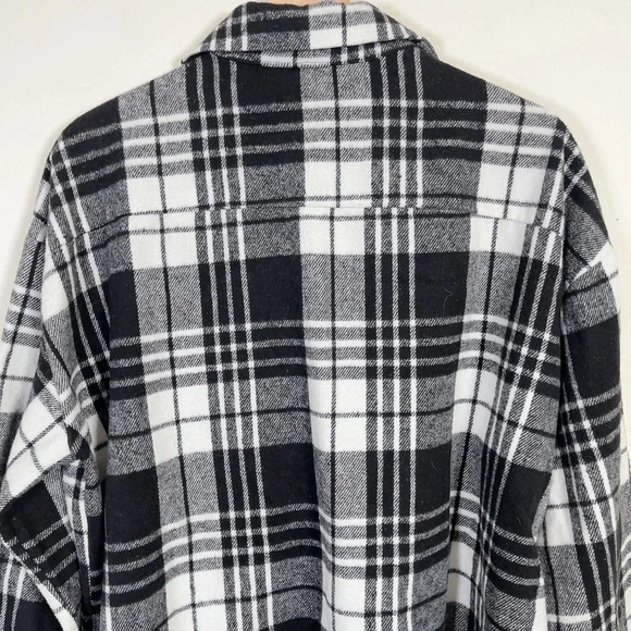 OAK + FORT |  PLAID SHACKET - Picture 12 of 14